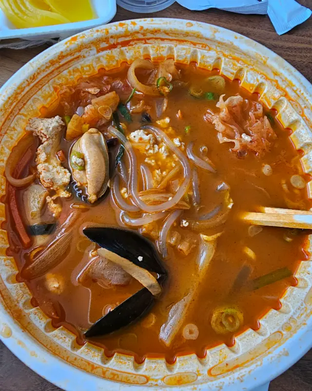 짬뽕 속 해산물