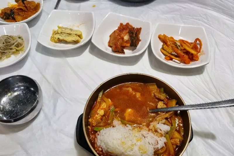 외갓집밥상의 또 다른 인기 메뉴, 애호박찌개