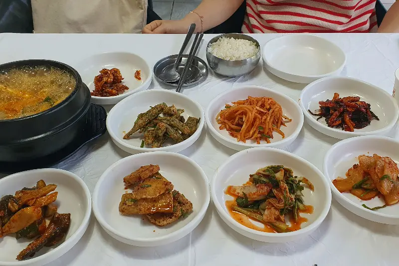 푸짐한 한상차림