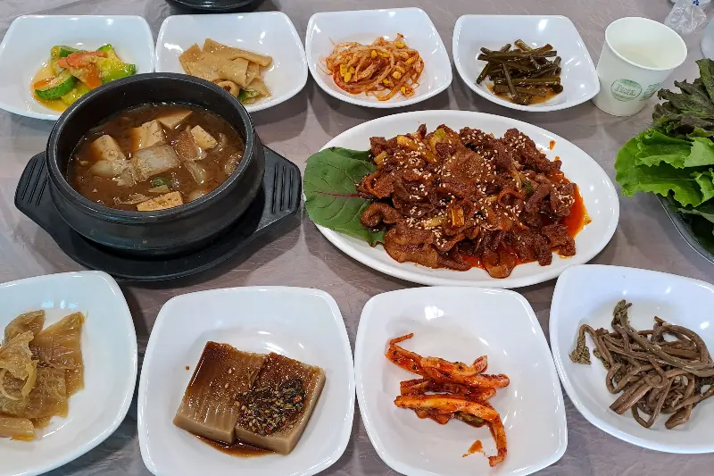 푸짐한 한 상 차림