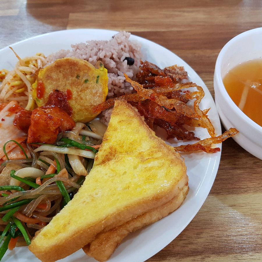 푸짐한 한 상 차림