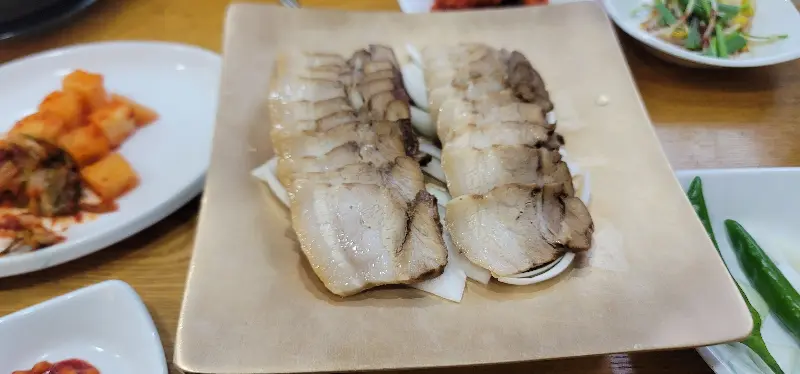 최미삼 순대국 서정점 보쌈