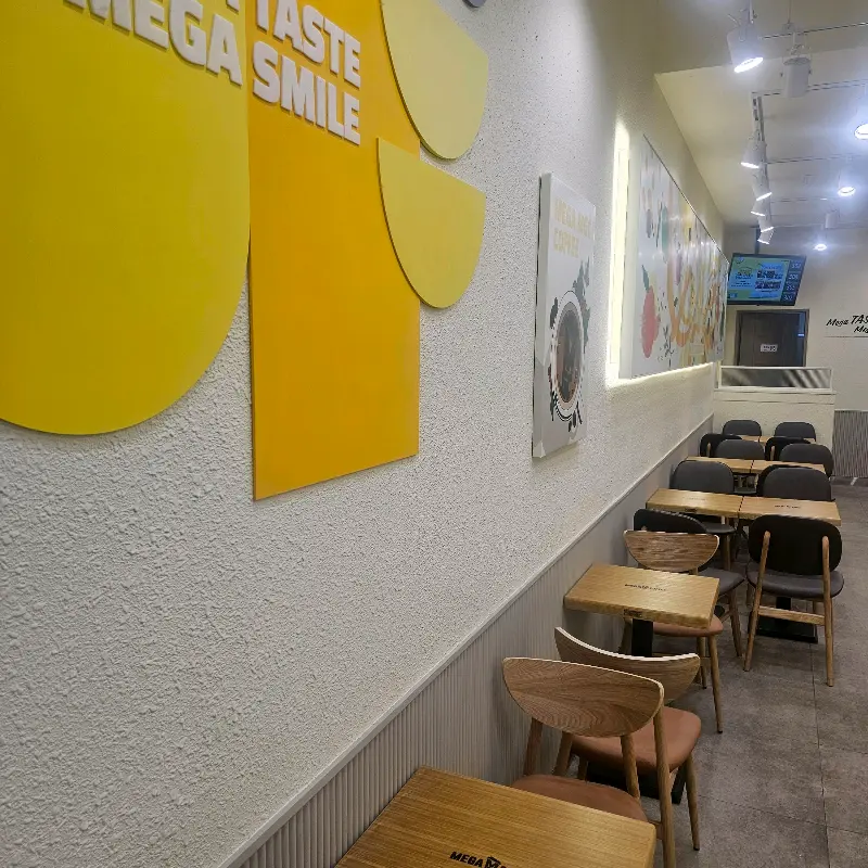 깔끔한 매장 인테리어