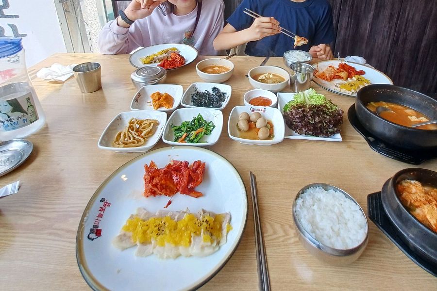 푸짐한 한 상 차림