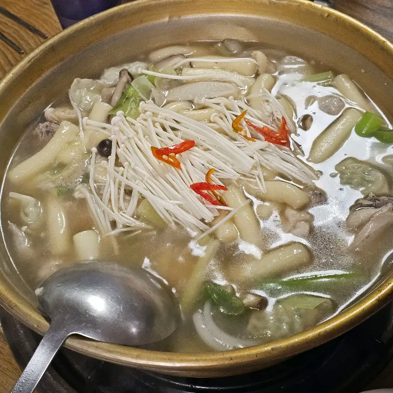 닭한마리와 떡볶이의 만남