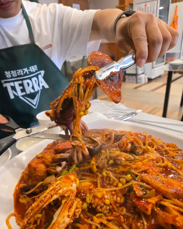 먹음직스러운 해물찜