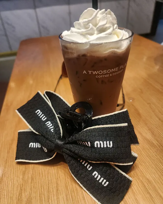 투썸에서 즐기는 달콤한 시간