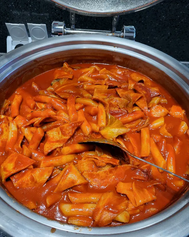 매콤달콤한 떡볶이