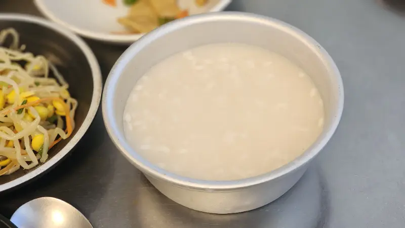 시원한 막걸리 한 잔