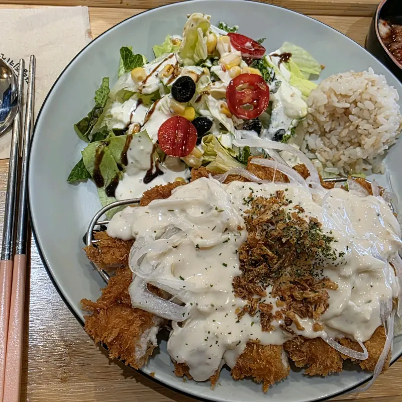 크림양파돈까스의 비주얼