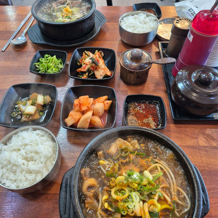 푸짐한 양의 해장국
