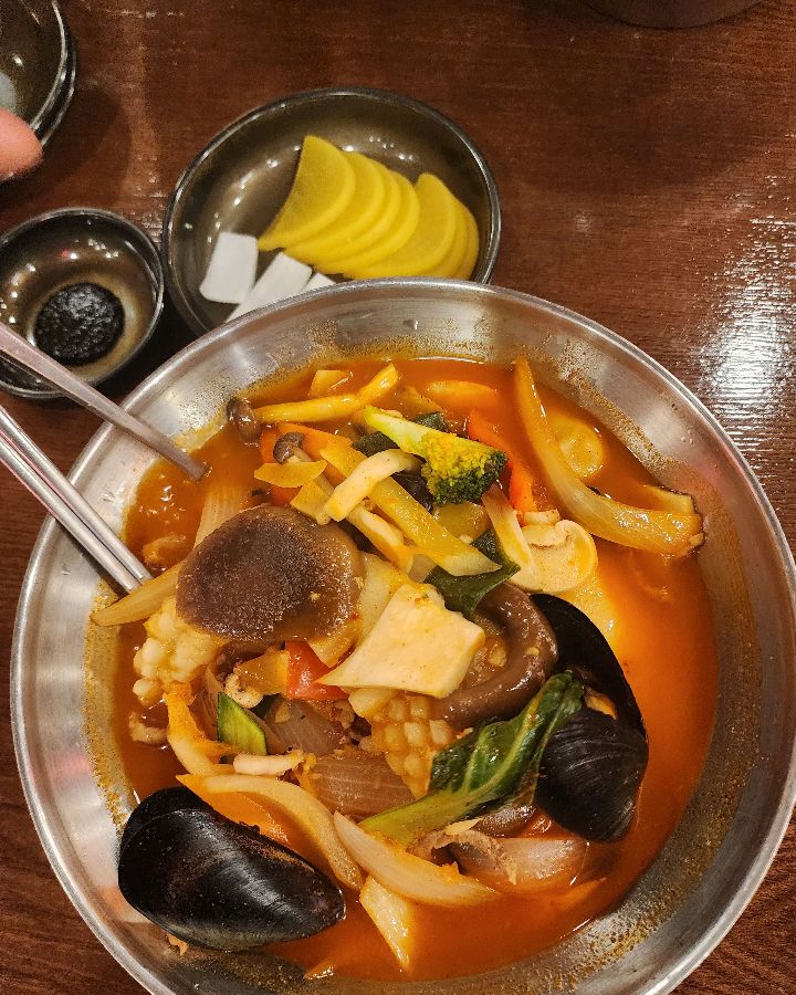 해산물이 가득한 짬뽕