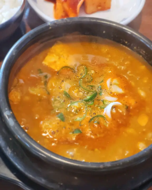 콩애가의 얼큰순두부