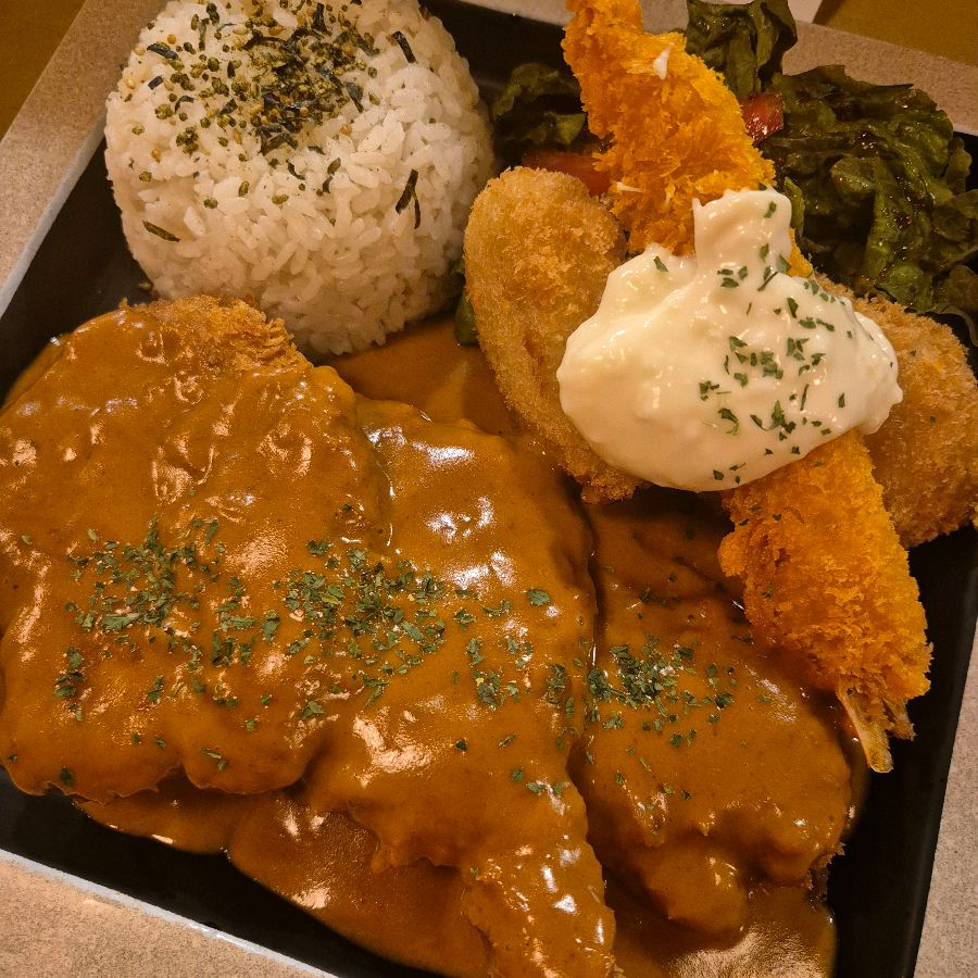 푸짐한 양의 우동