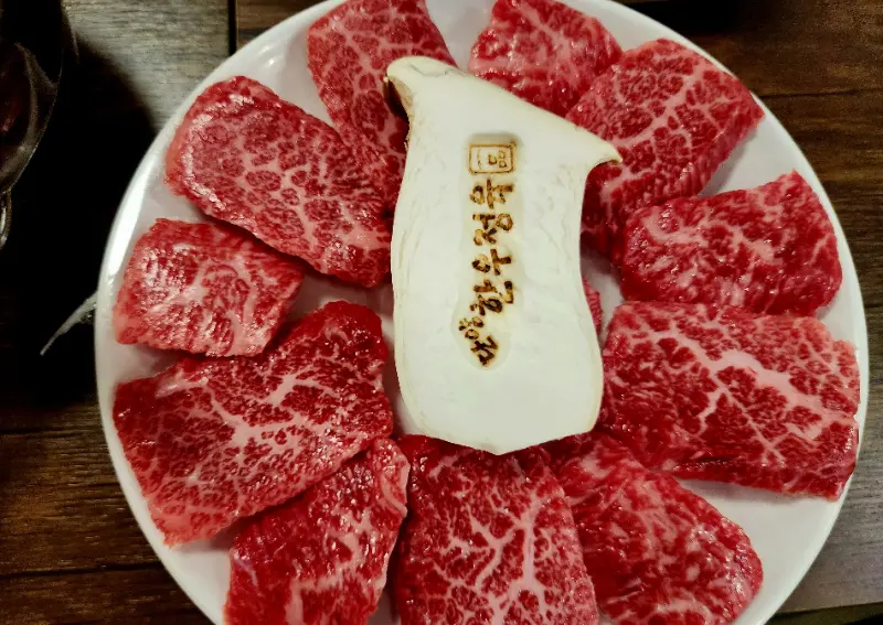 푸짐한 왕갈비탕