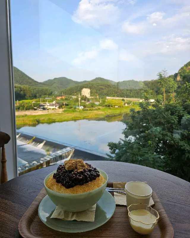 어나더데이지 팥빙수