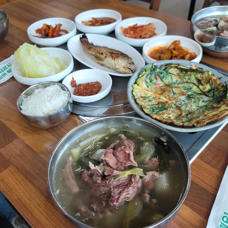 푸짐한 한 상 차림