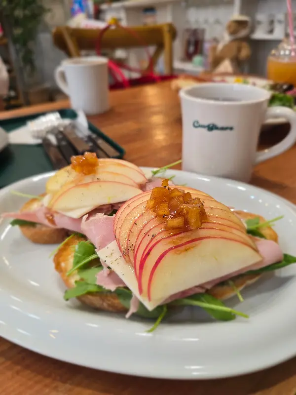 아늑한 분위기의 내부