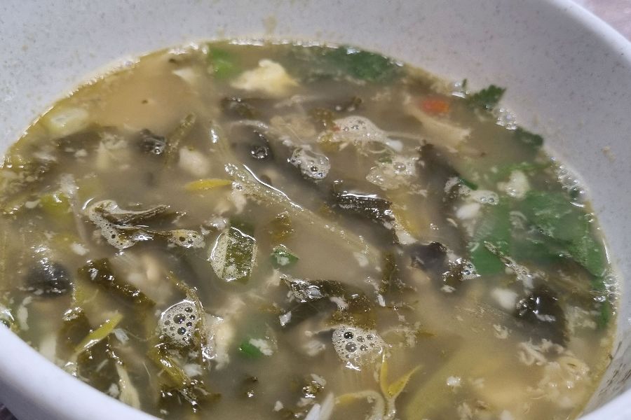 깊고 진한 맛이 일품인 장어탕