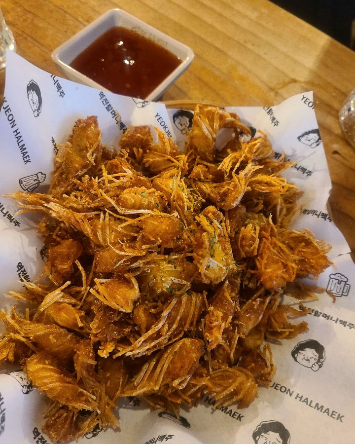 바삭하게 튀겨진 마빡튀김