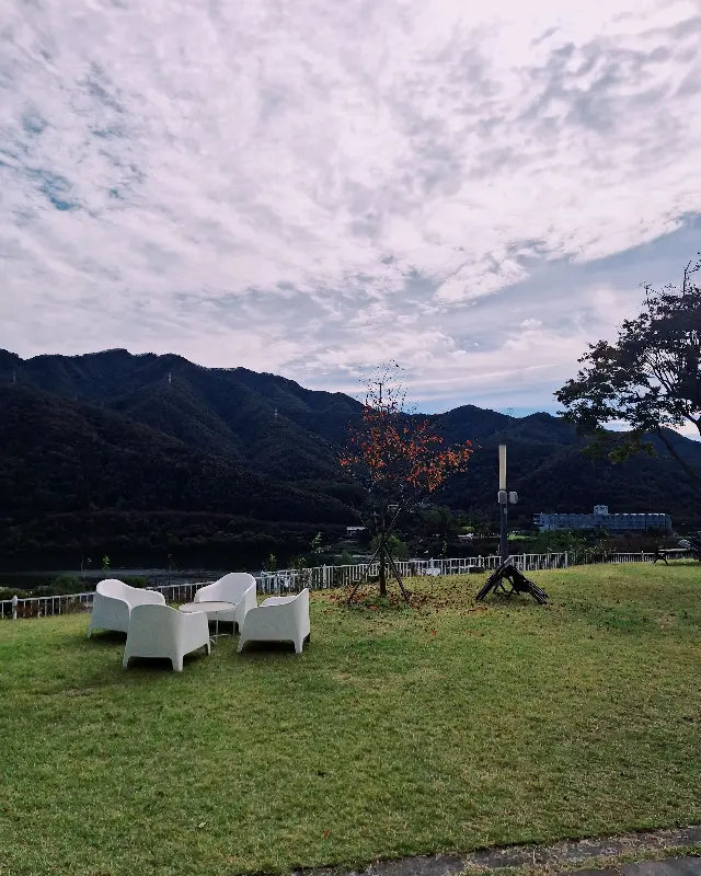 코지앤레이지 내부