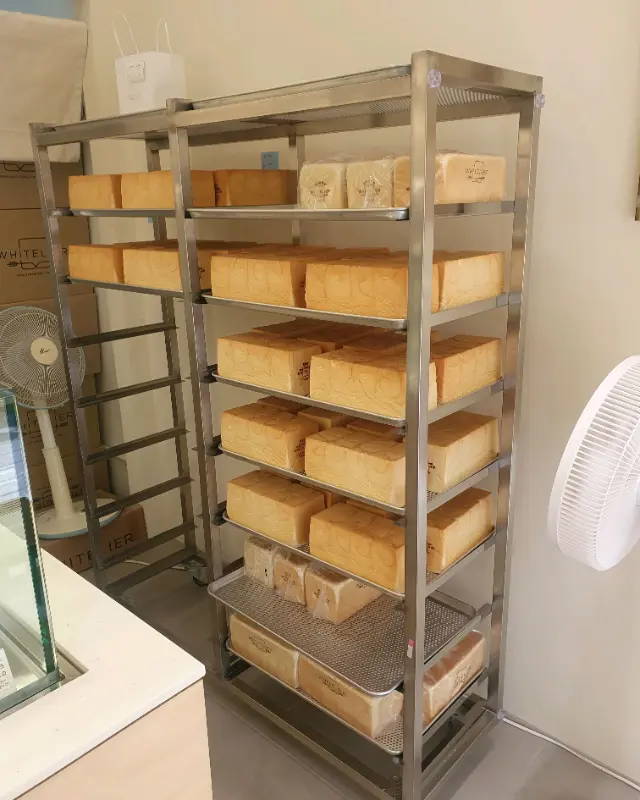 매장 내 진열대