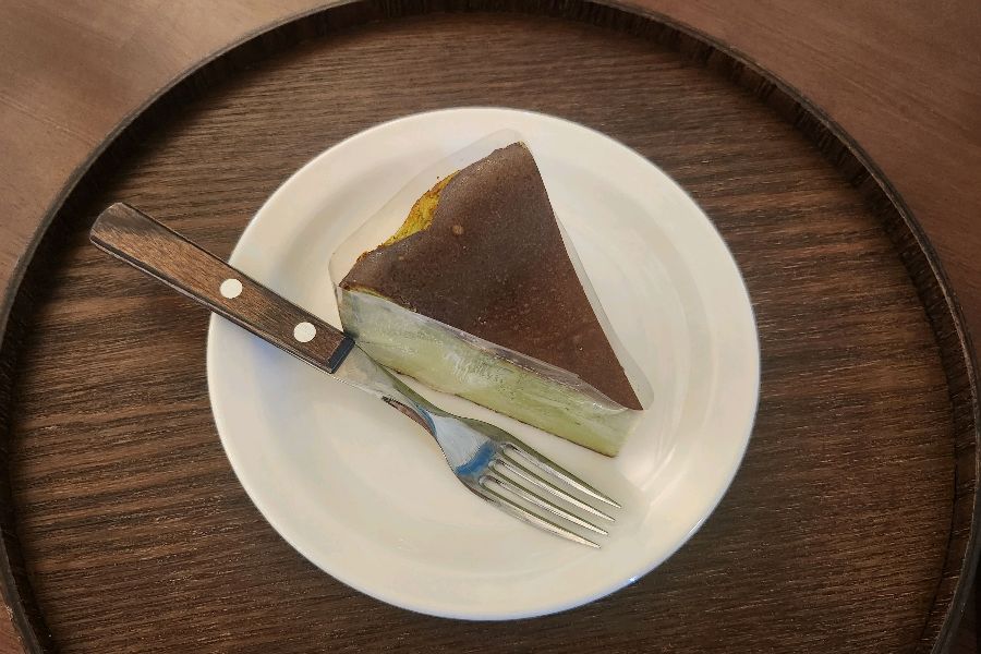 말차 바스크 치즈 케이크