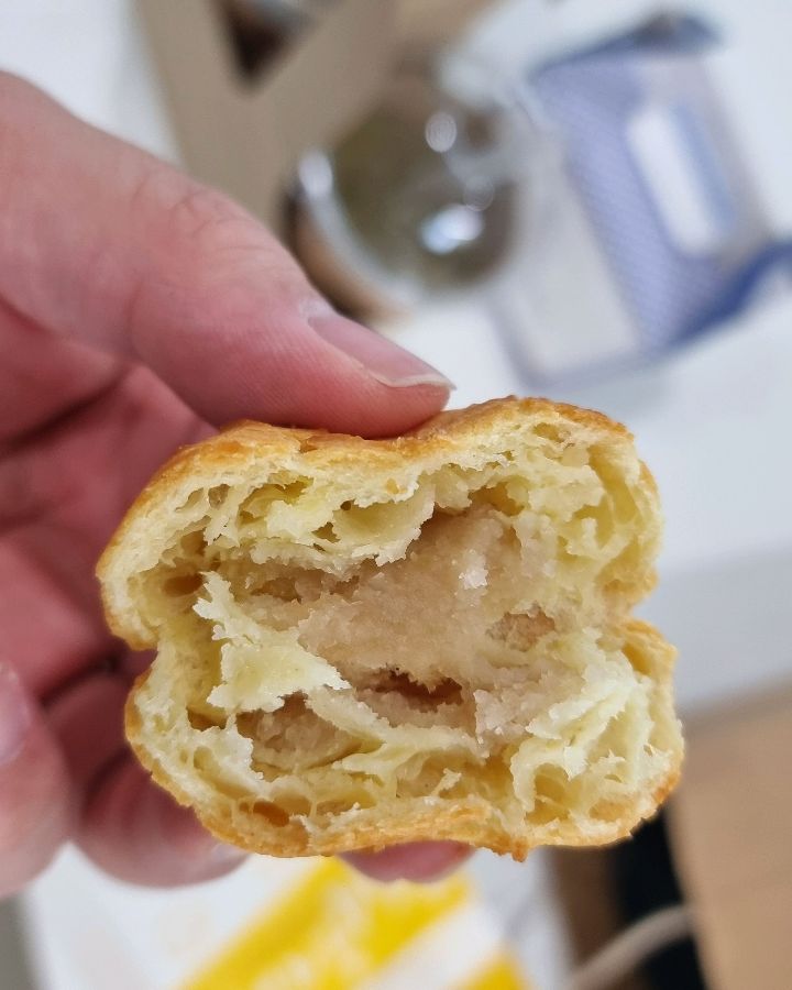 밤빵 속 밤고물의 모습