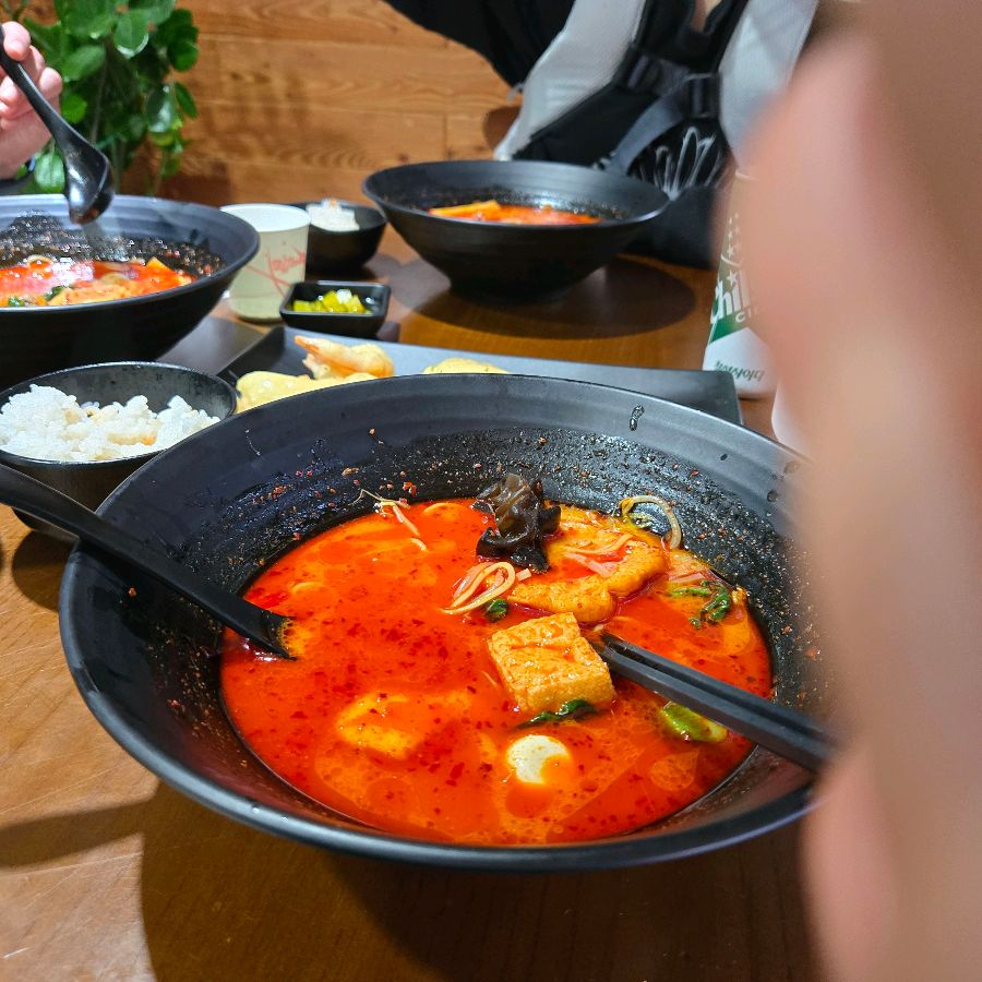 푸짐한 소림마라 마라탕