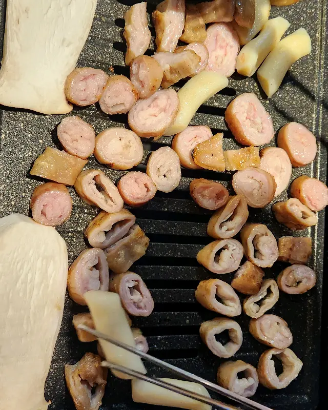 잘 구워진 막창의 단면