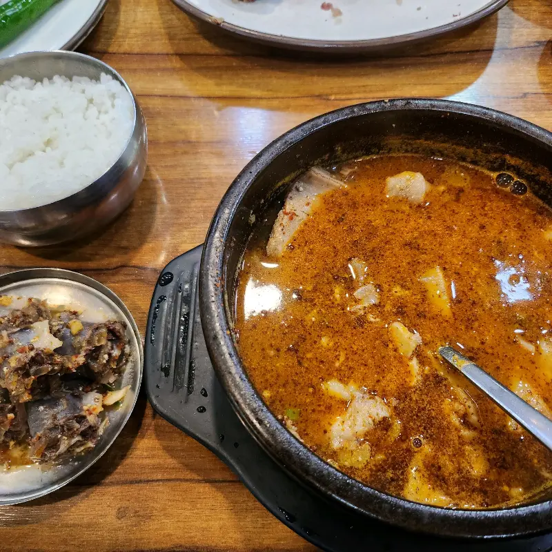 진천토종순대국 내부 모습