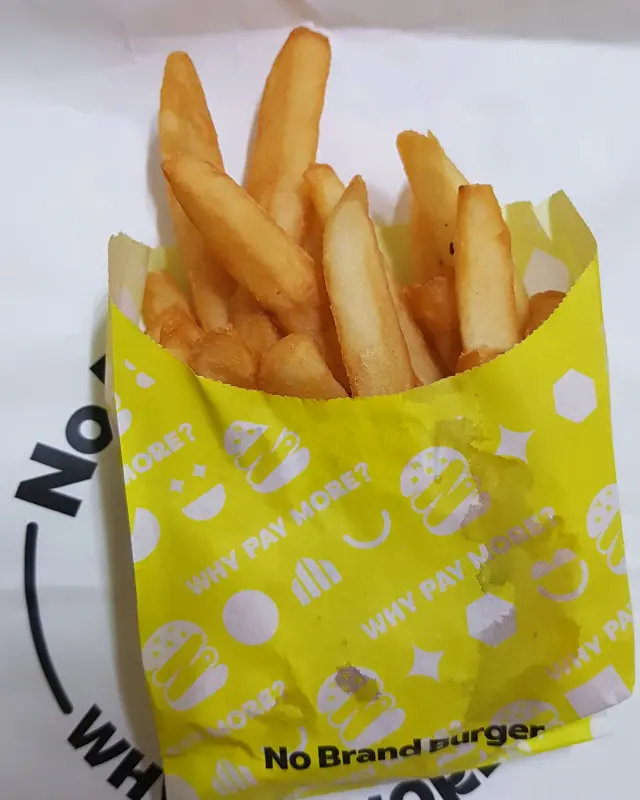 두툼한 감자튀김