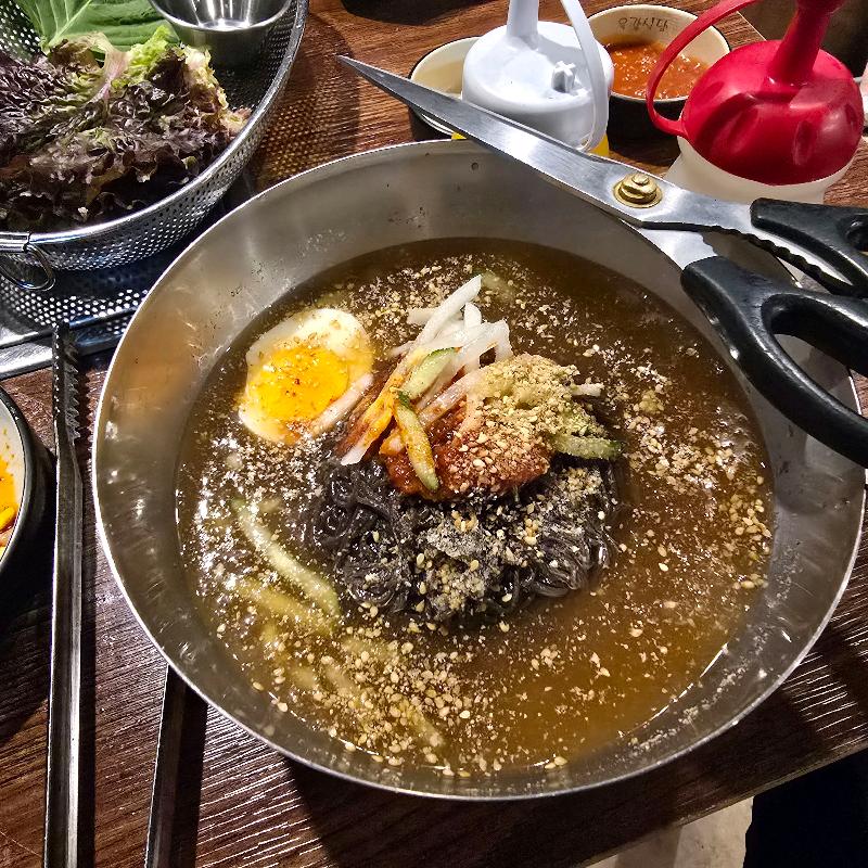 매콤달콤한 비빔국수
