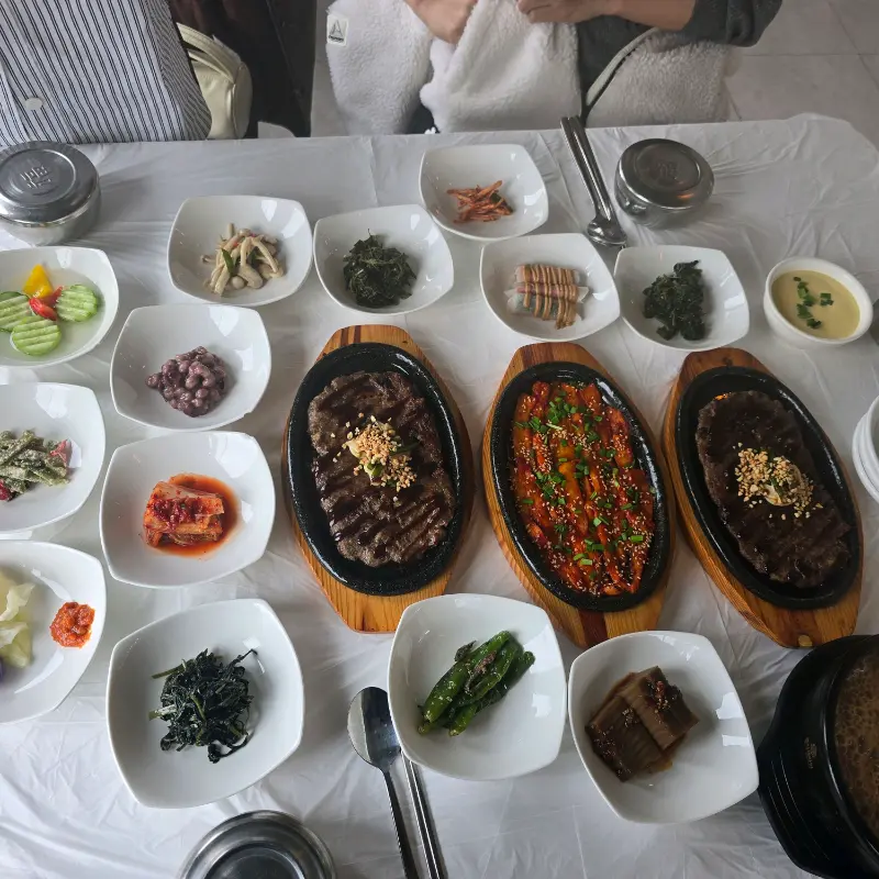 푸짐한 한 상 차림