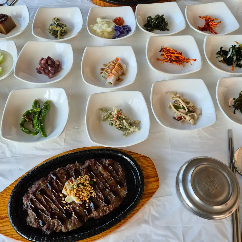 푸짐한 한상차림