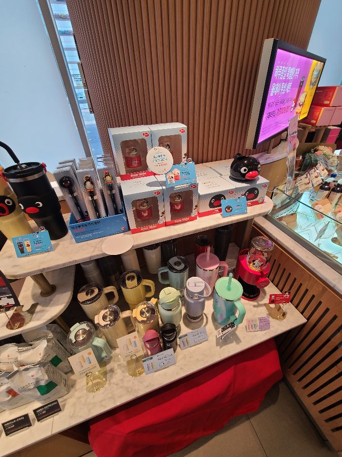 투썸플레이스의 다양한 굿즈