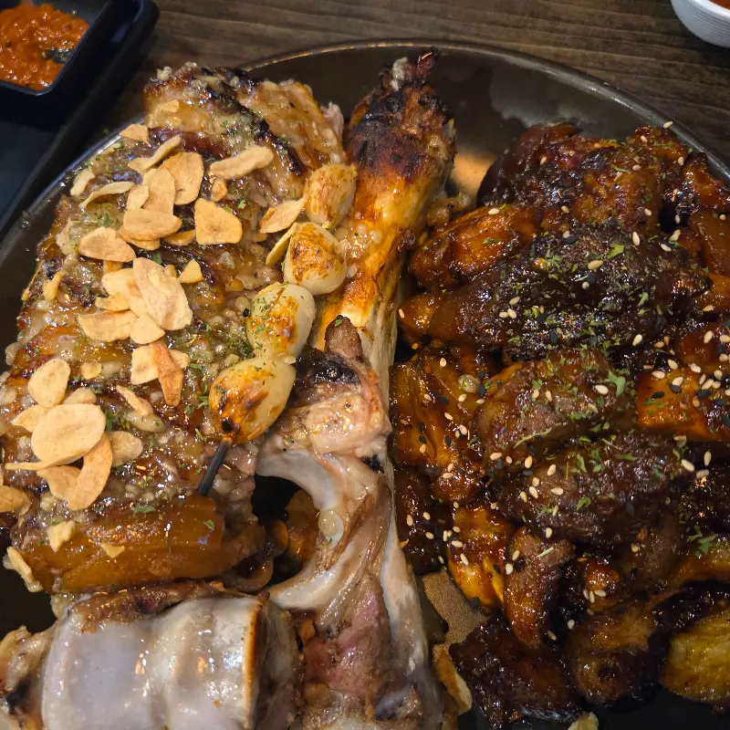 아씨네족발 샐러드