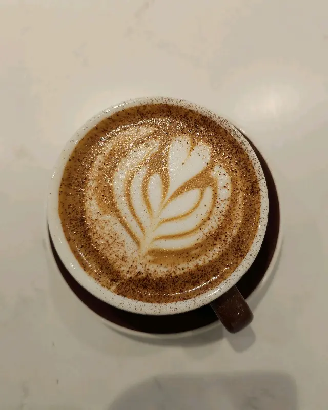 라떼 아트가 예쁜 카페라떼