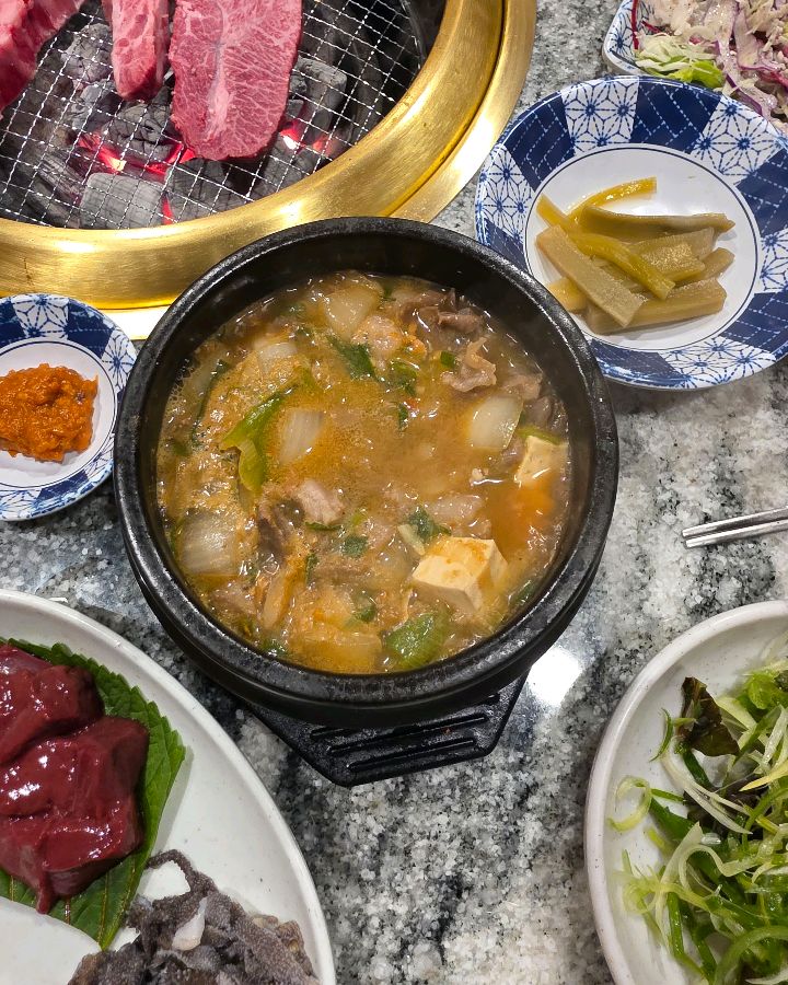 푸짐한 된장찌개