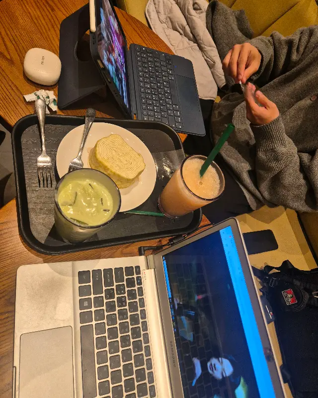 노트북 작업하기 좋은 스타벅스 용인IC DT점