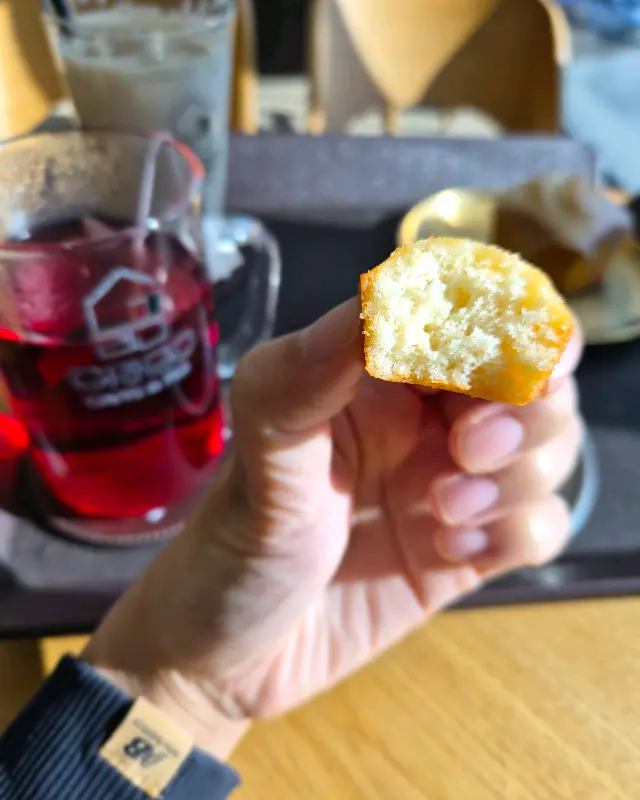 카페 내부 소품