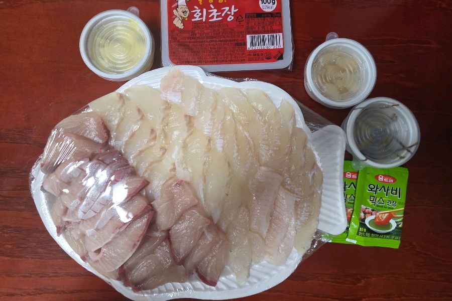 신선한 회 포장