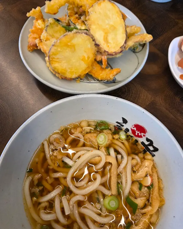 푸짐한 튀김 한 상