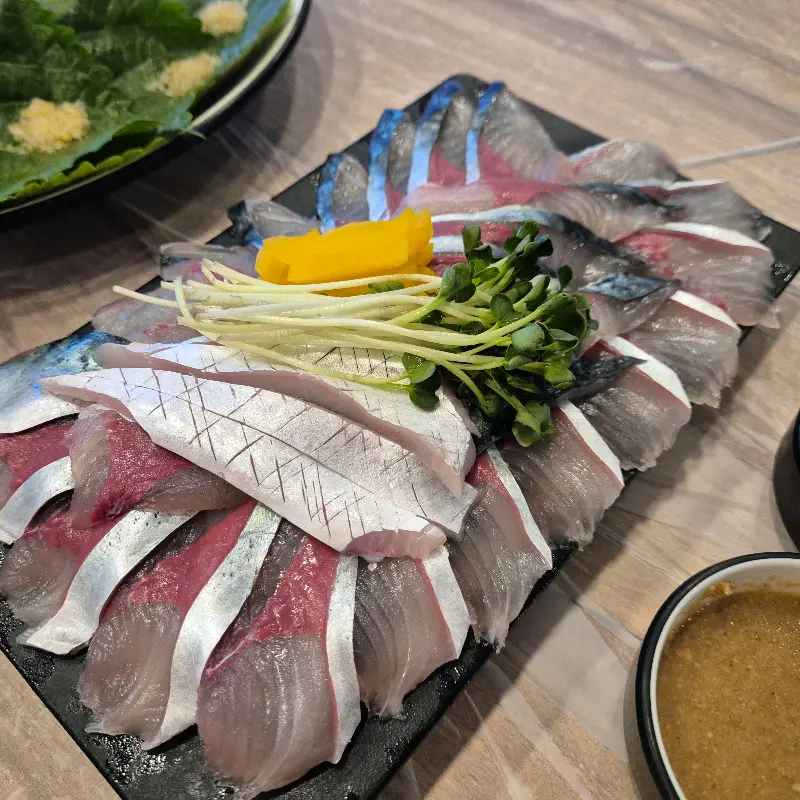 고등어회 디테일 샷