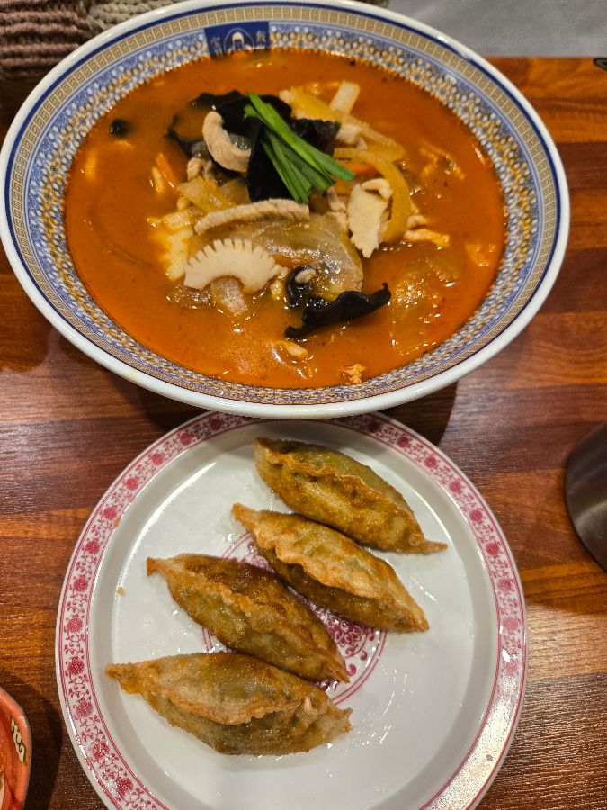 깔끔한 매장 내부