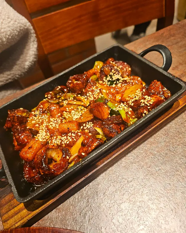 얼큰한 돼지찌개