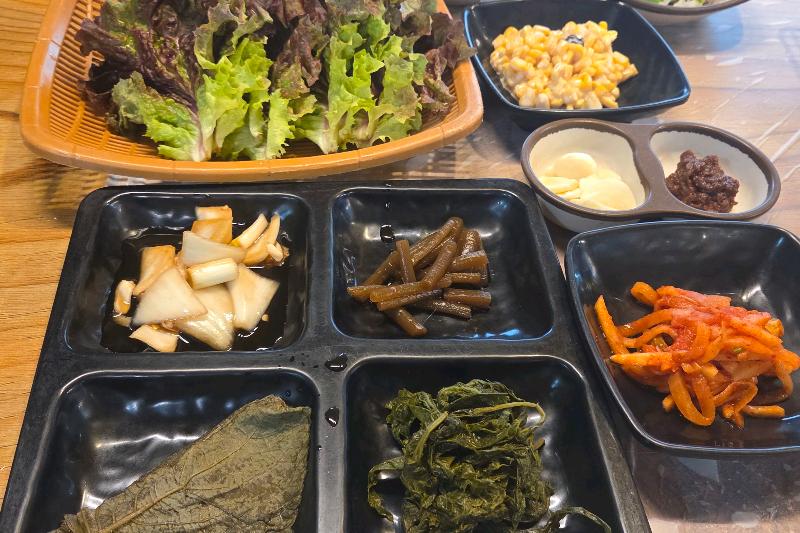 다채로운 밑반찬