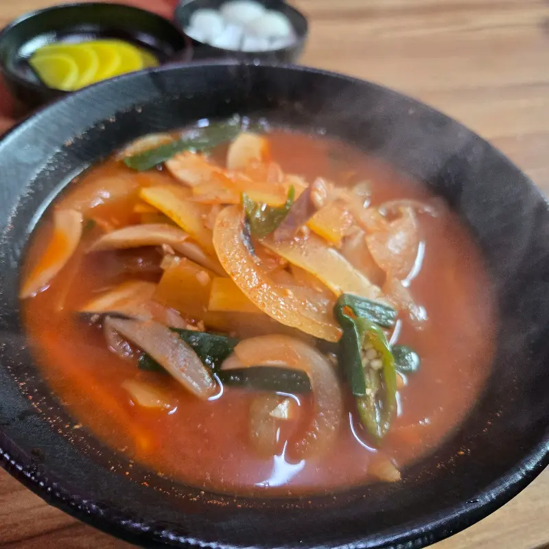 푸짐한 짬뽕의 모습