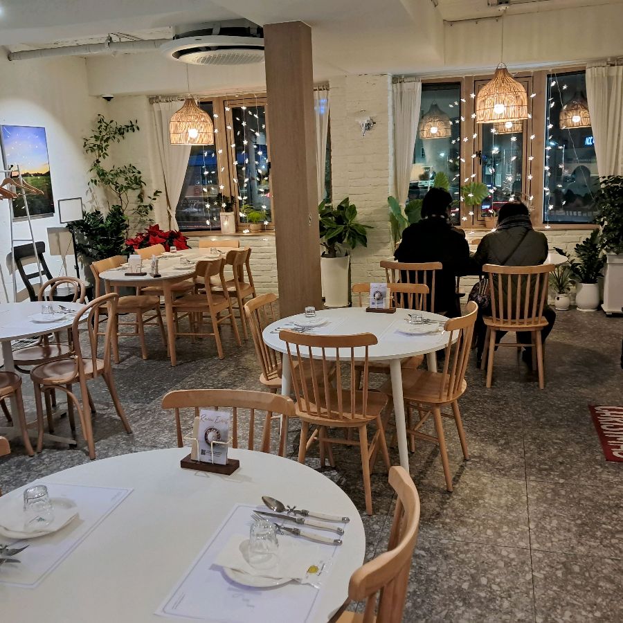 페이즈 내부 전경