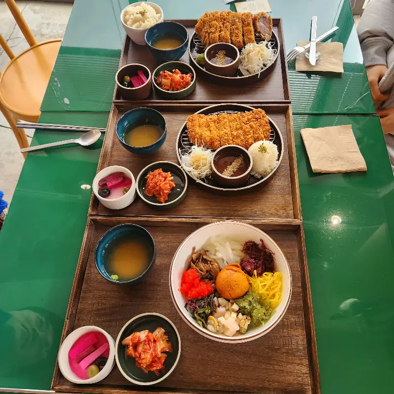 브로콜리지에서 주문한 메뉴 전체샷